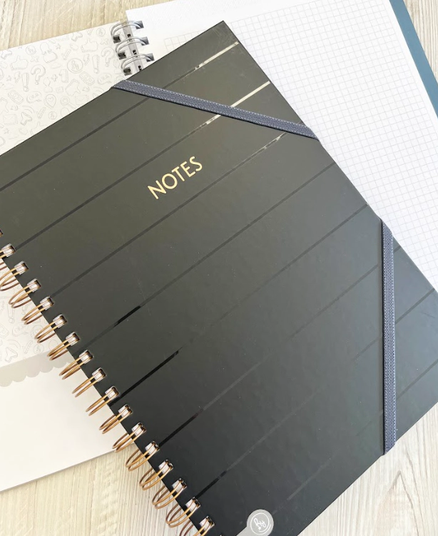 CUADERNO RY 20x28cm PREMIUM BORDO x 100hjs CD