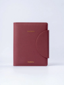 AGENDA FW 2027 DIARIA CON BROCHE TIMELESS CLASICA